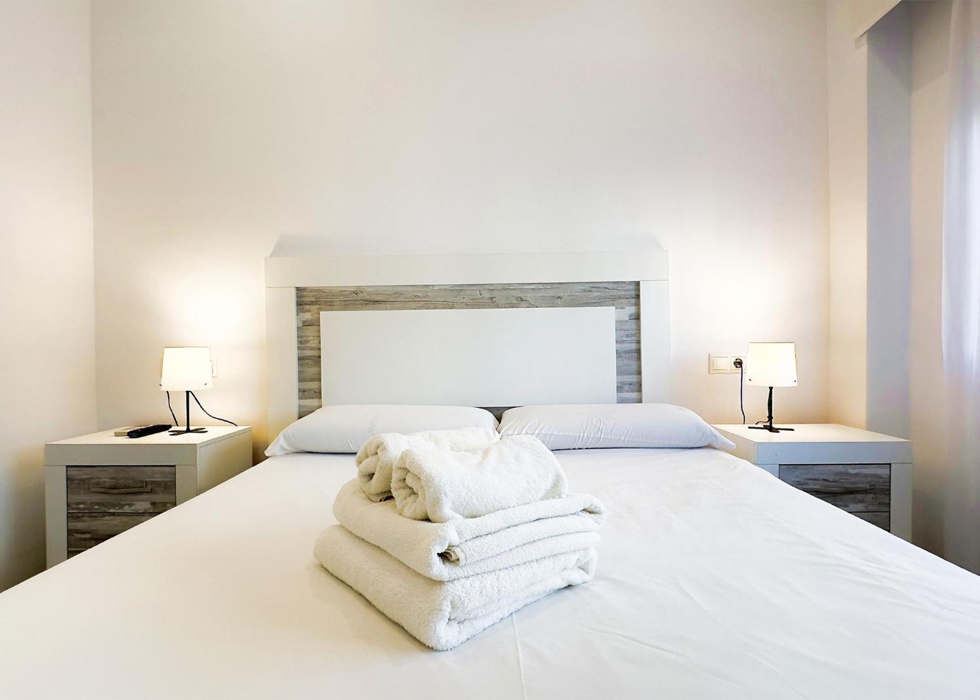 Skol 350. Great 2 Bedroom Apartment In Skol มาร์เบยา ภายนอก รูปภาพ